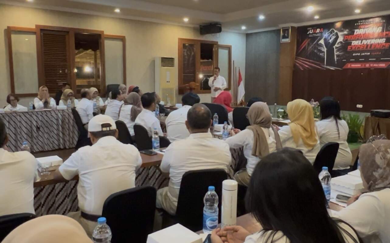 Agenda utama kemudian berpusat pada sesi sidang pleno yang membahas pencapaian kinerja sekaligus pemetaan langkah strategis ke depan